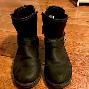 Ugg kids ankle boots